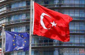 После референдума Турция хочет полностью изменить отношения с ЕС