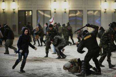 Белорусские власти считают действия полиции в Минске адекватными