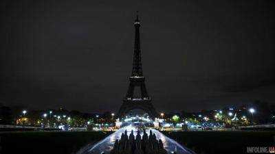 В Париже на Эйфелевой башне погасят огни  в память о жертвах теракта в Санкт-Петербурге