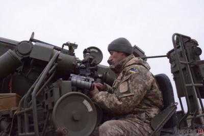 За минувшие сутки боевики совершили восемь обстрелов на луганском направлении