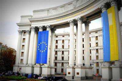 В МИД сообщили: украинцы на оккупированных территориях смогут пользоваться "безвизом" с ЕС