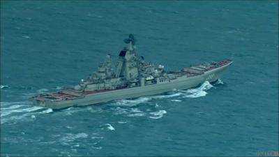 Корабль британского ВМФ сопроводит российские корабли через Ла-Манш