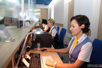 "Паспортные сервисы" возобновили свою работу в полном объеме только в Киеве