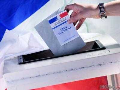 Сегодня во Франции проходит второй тур президентских выборов