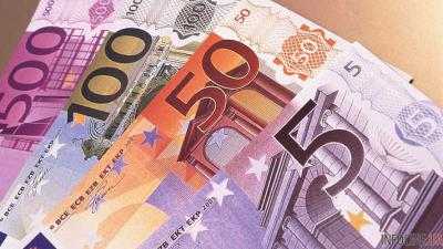 После победы Э.Макрона курс евро резко вырос
