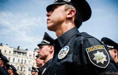 В Хмельницком полиция задержала мужчину с запрещенной символикой