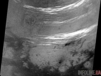 Станция Cassini послала на Землю снимок облаков на спутнике Сатурна