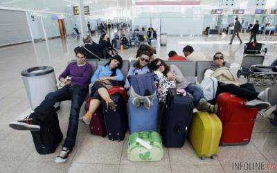 В аэропорту Египта застряло более 200 украинских туристов