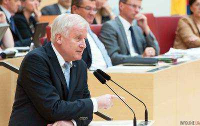 Премьер Баварии: дискуссия о санкциях против РФ возможна после "прогресса" в минских соглашениях