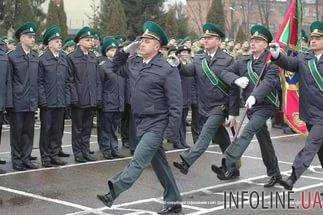 В Хмельницком  прошел выпуск офицеров - пограничников