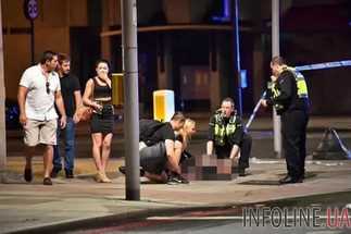Обнародованы кадры первых минут после теракта в Лондоне