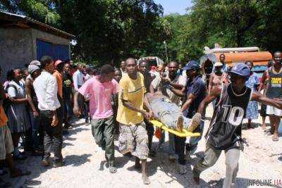 На юге Гаити в результате наезда грузовика на толпу погибли 12 человек
