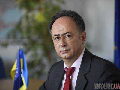 Евросоюз напомнил, что украинцы должны уважать предусмотренные "безвизом" обязательства