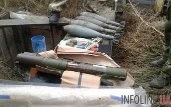 Два гранатомета, тротил и 800 патронов хранил дома житель Донецкой области