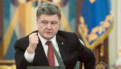 Президент Украины Петр Порошенко приветствовал решение Совета ЕС продлить "крымские" санкции против РФ