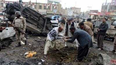 В результате взрыва в Пакистане погибли 11 человек