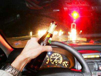 Водитель с признаками алкогольного опьянения спровоцировал ДТП в Мариуполе