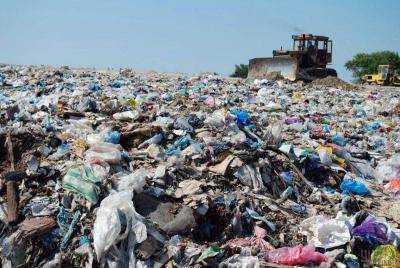Из Львова уже вывезли 270 тонн мусора