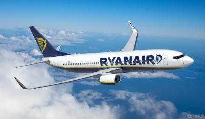 Ирландская авиакомпания Ryanair сообщил украинским клиентам, как можно вернуть деньги с забронированных из Украины рейсов