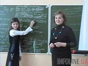 Латвия обратилась к Минобразования за помощью в поиске учителей для украинской школы в Риге