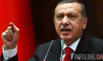 Эрдоган обратился к туркам из каждого телефона