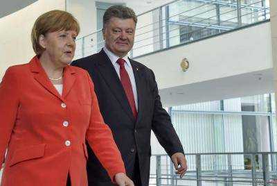Порошенко назвал Меркель преданным сторонником суверенитета Украины
