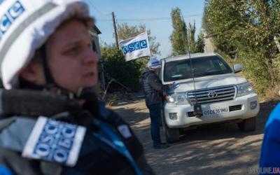 Полсотни пенсионерок Донбасса атаковали ОБСЕ