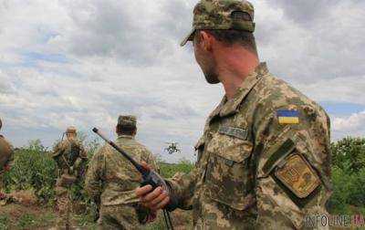 На Донбассе боевики обстреляли украинский опорный пункт, есть раненый