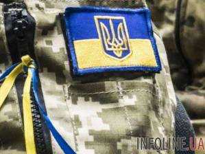 За прошедшие сутки четверо украинских бойцов ранены в зоне АТО
