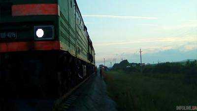 Поезд "Лисичанск-Харьков" протаранил грузовик