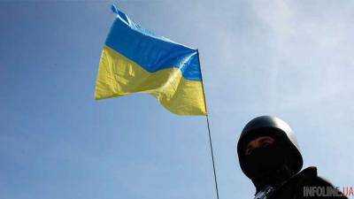 Над оккупированным Донбассом поднялся украинский флаг