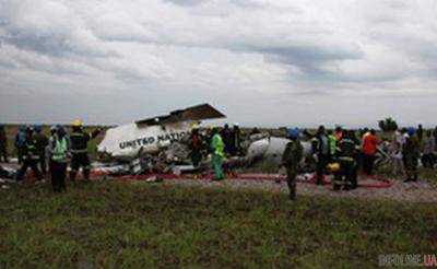 Военный самолет разбился в Конго: экипаж погиб