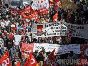 Во Франции в митингах приняли участие около 400 тыс человек
