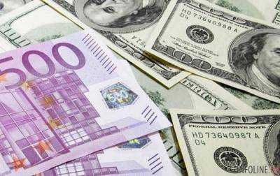 Доллар и евро достигли невероятной отметки, цифры поражают