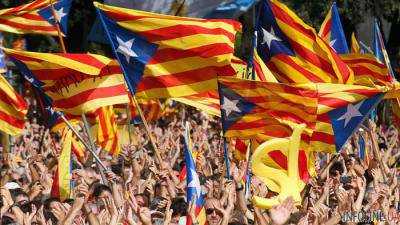 Испания анонсировала приостановление автономии Каталонии