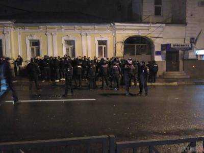 В пабе в Харькове подрались футбольные фанаты, задержали 52 человек