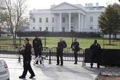 На территории Белого Дома задержали "подозрительного" человека