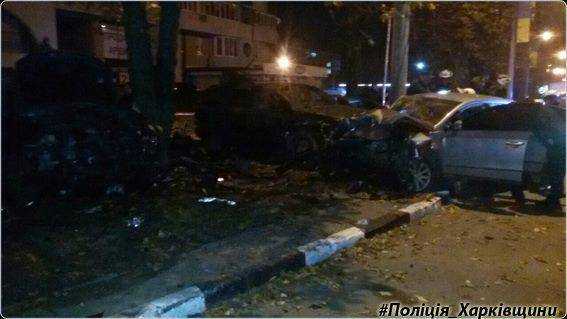 В Харькове произошло ДТП с участием 5 автомобилей, есть пострадавшие