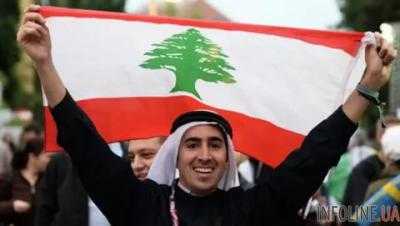 Саудовская Аравия удерживает экс-премьера Ливана
