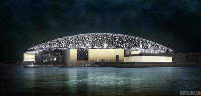 В ОАЭ открыли для посетителей музей "Лувр Абу-Даби"