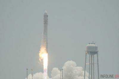 В США запустили ракету-носитель "Антарес", которую разработали совместно с украинцами.Видео