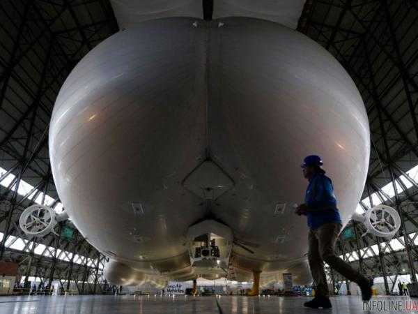 Разбилось крупнейшее в мире воздушное судно.Фото.Видео