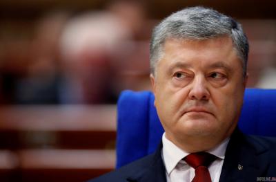 Порошенко пообещал привести Украину в НАТО