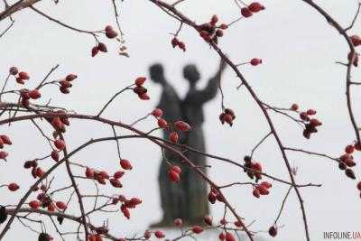 Памятник жертвам Голодомора осквернили в Сумской области.Видео