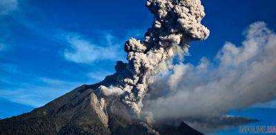 Извержение вулкана на Бали вызвало сбой в работе авиакомпаний