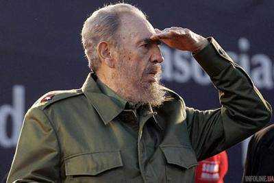 Куба почтила память Фиделя Кастро в первую годовщину его смерти