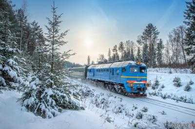 К новогодним праздникам "Укрзализныця" запустит дополнительно 19 поездов