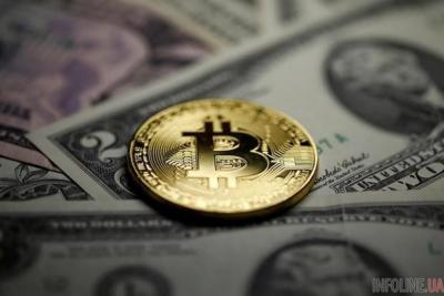 Стоимость Bitcoin упала более чем на 10% за сутки