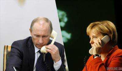 Меркель спросила Путина о причинах вывода офицеров-наблюдателей из Донбасса