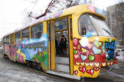 Украинцы стали меньше ездить трамваями